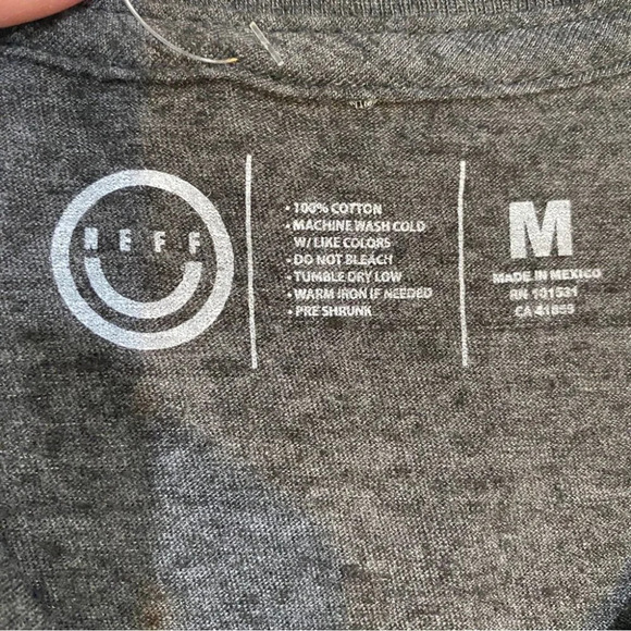 NEFF Disney Logo T-Shirt 90s Retro Size M in Grey Purple Unisex NWT - Picture 2 of 12